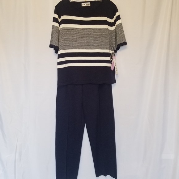 Vintage San Remo by Laura Navy Knit Pant Set - Picture 4 of 11